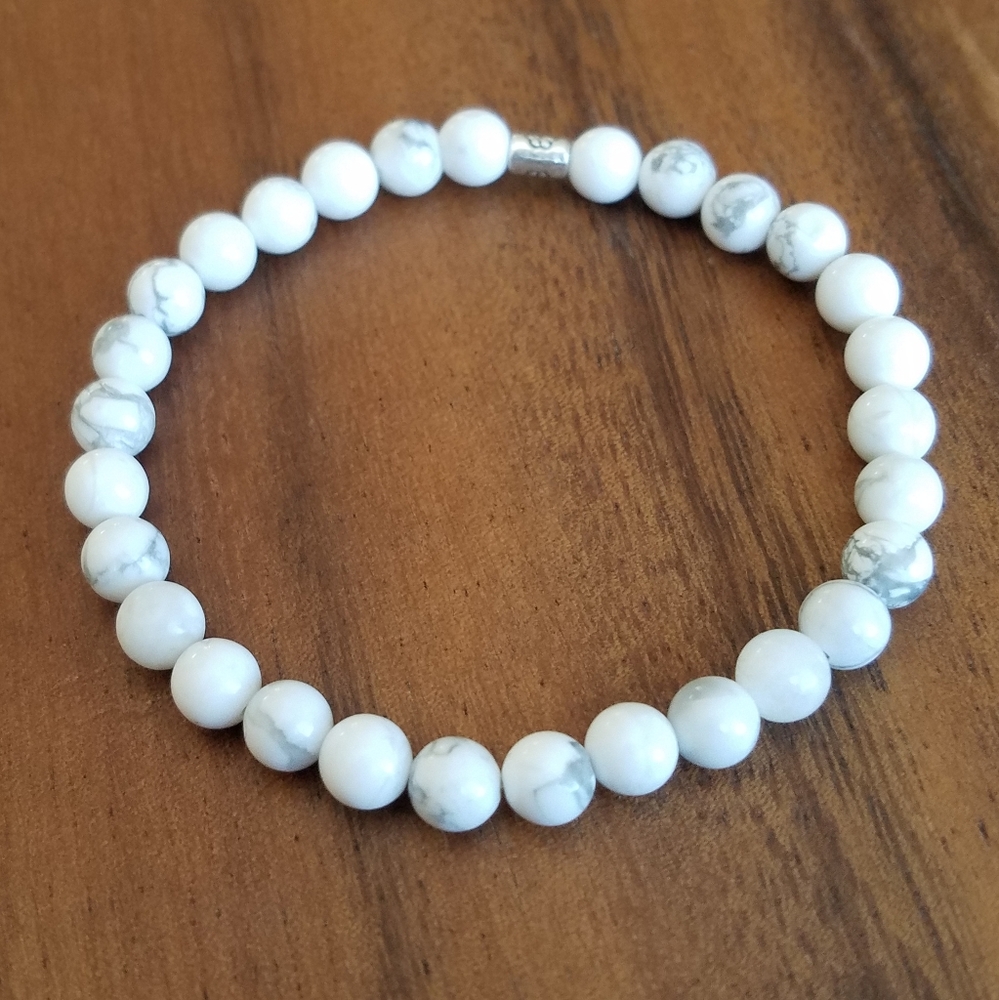SOLD White Howlite Beads Bracelet - Picture 10 of 14